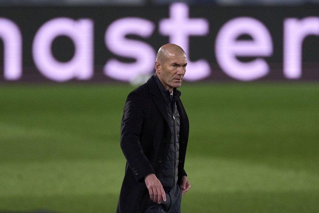 Real Madrid gục ngã vì sai lầm của Zidane