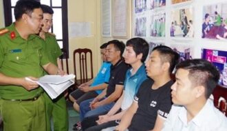 Hà Nam: bắt giữ khẩn cấp đối tượng tổ chức đánh bạc